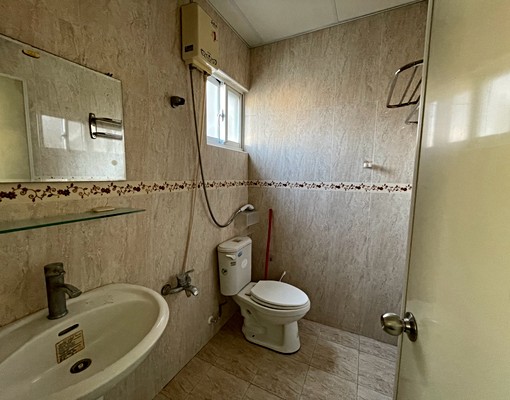 剩3樓前套房租9000元 - Image 13