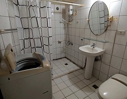 桃園車站.樓中樓景觀大套房.可租屋補助.免仲介費. - Image 9