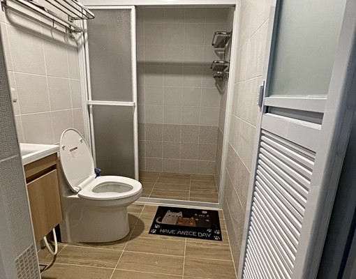 含網路第四台/水電費按帳單,邊間整層住家捷運站公車站賣場學區 - Image 11