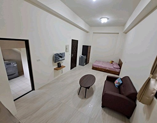 圓環東路全新完工電梯大套房，附近可租汽車 - Image 7