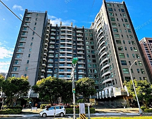 A18中壢青埔桃園高鐵上城捷境景觀房出租（含車、管） - Image 1