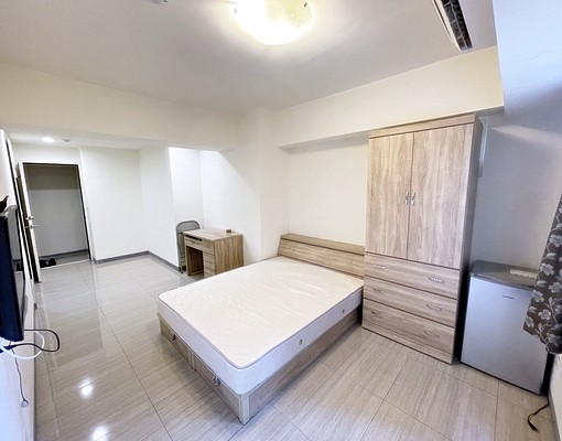 ★電梯管理員★獨洗大陽台★可租補★超大間★ - Image 2