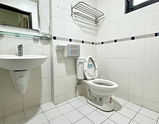 變頻冷氣,高CP採光好通風佳,個人洗衣機,近南應大 - Image 4