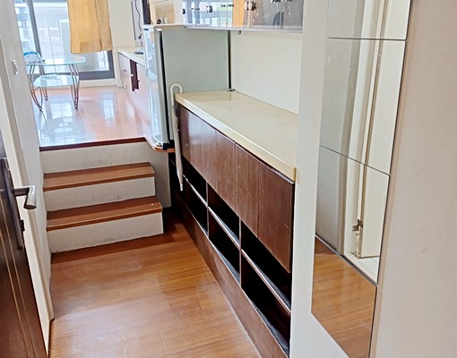 中國醫精緻裝潢樓中樓(家具電齊全) - Image 3