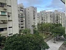 健康路15巷獨家**親友專任**..