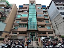 五工三路70巷晶冠挑高庭院一..