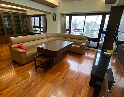 光明國中國圖館/精美裝潢大三房3+1書房休旅車位/可租補入戶 - Image 3