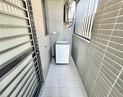 全新未住✨雙租補✨木質裝潢✨淨水器✨室內機車位✨流理臺微波爐 - Image 6