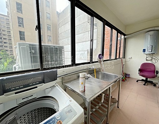 中正路華廈✦近總圖可租補有電梯設備齊全室內寬敞 - Image 15