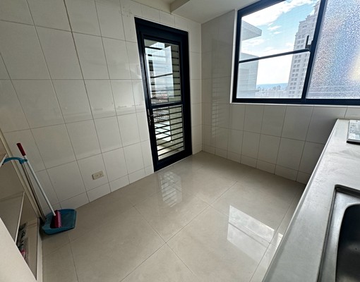 賺錢屋精緻4房市政(附傢俱電可談) - Image 4