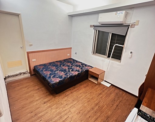 房間廁所都有窗戶…… - Image 1