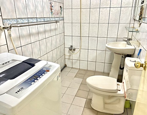 愛姐の台電太原車站室內機車位❤️租補獨洗❤️變頻冷氣 - Image 11