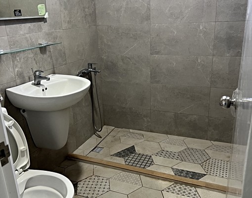 公寓二樓/前後陽台/鄰近菜市場超商/屋主自租仲介勿擾 - Image 5