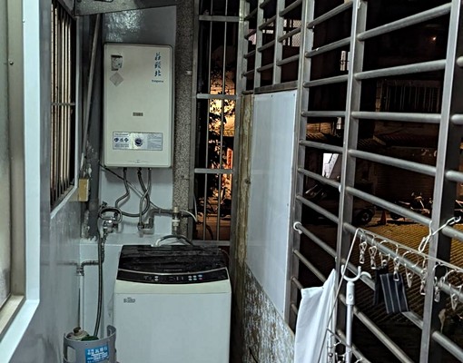 土城國際路透天獨立1+1房2廳、獨立陽台,採光佳 - Image 11