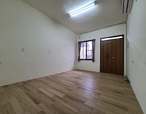 右昌l翻新透天4房l台積電8分鐘l - Image 8