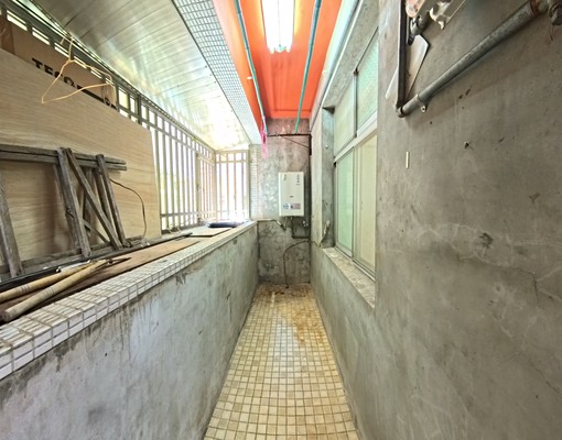 新!富貴街邊間庭院壹樓【105/1/1才可賞屋,請先預約】 - Image 10