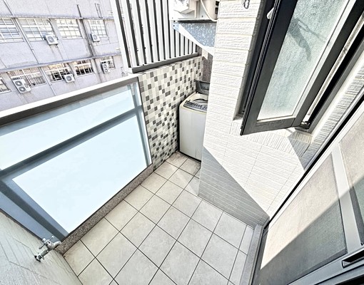 中興大✨陽台獨洗✨租屋補助✨北歐系統櫃✨衛浴開窗 - Image 8