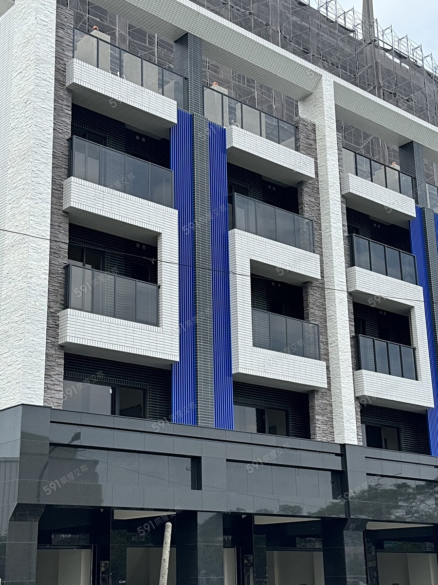 富諭君臨實景圖