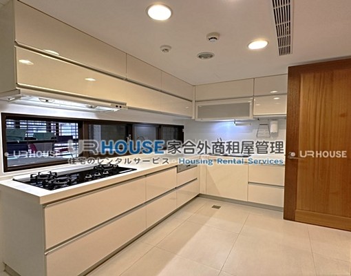 🏰港墘|樹景環繞現代裝潢|絕無僅有露臺戶 - Image 5