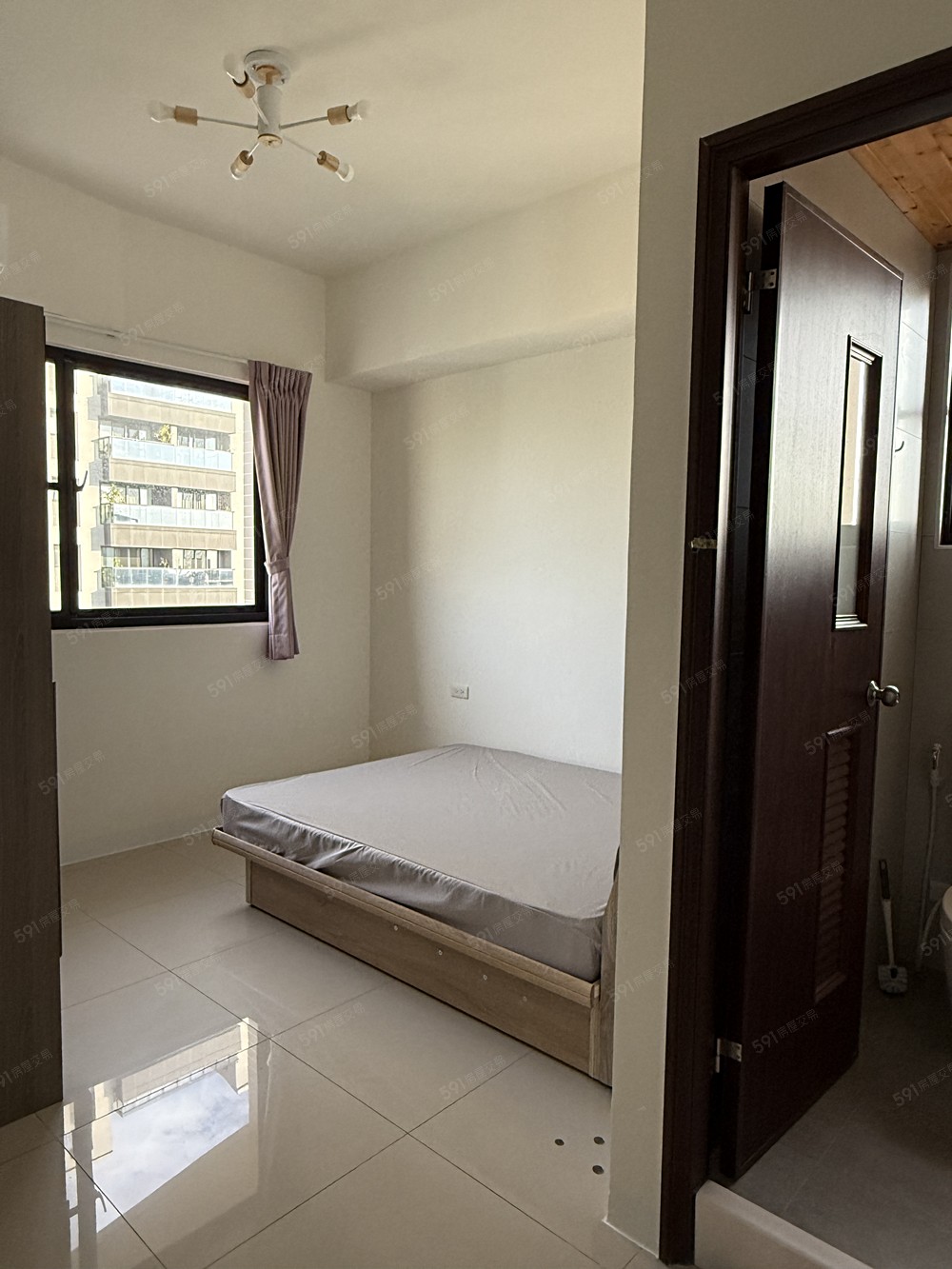 主臥(有冷氣,含開窗衛浴)