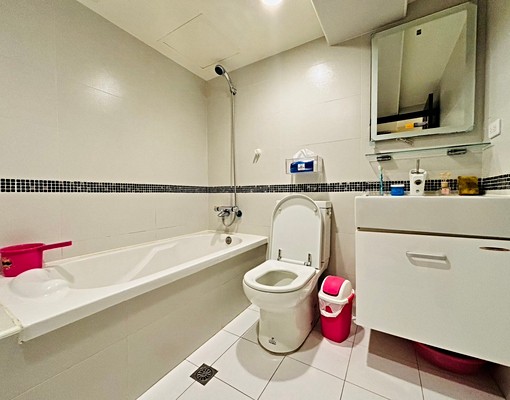 新農街🏠前陽台進出美裝潢大三房車 - Image 9