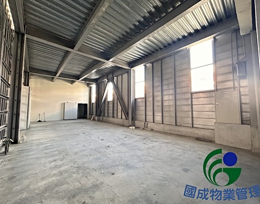 國成租屋-東區仁德廠房含貨梯*近市區* - Image 1