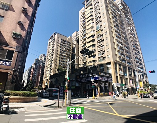 建成高樓大2房🚋近車站便利👍9/30可看 - Image 1