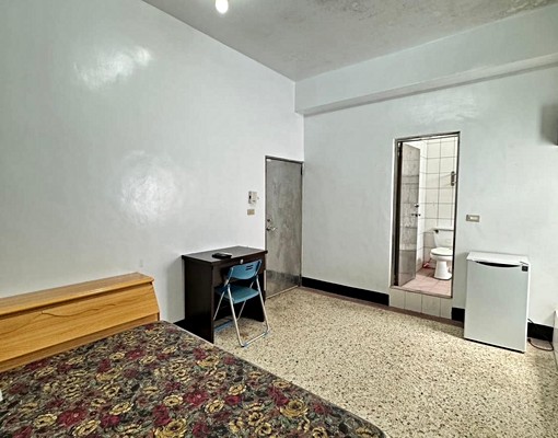 ★中正國小旁三樓電梯套房★貓咪友善★ - Image 1