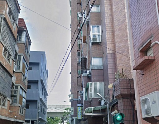 精武車站旁/精美樓中樓三房二衛可租補/全新裝修近百萬裝潢 - Image 10