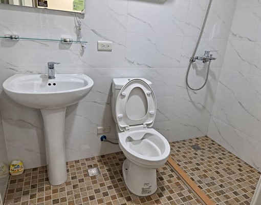 🏡【新北五股1樓全新裝潢獨立套房出租】全新床組.冷氣.電視 - Image 5