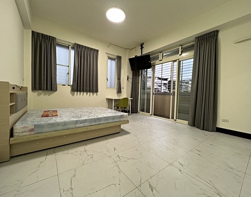 社宅可租補!剛蓋好的大樓獨立套房💖有垃圾代收及飲水機 - Image 2