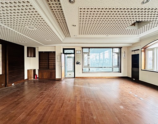 縣政九路住家型辦公室6+7樓,可磋商改格局.價格可談 - Image 2