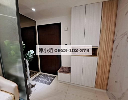 §屋齡新精緻裝潢採光兩房傢俱家電齊全.約看屋請提供名片 - Image 3