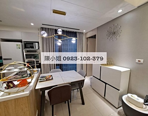 §屋齡新精緻裝潢採光兩房傢俱家電齊全.約看屋請提供名片 - Image 4