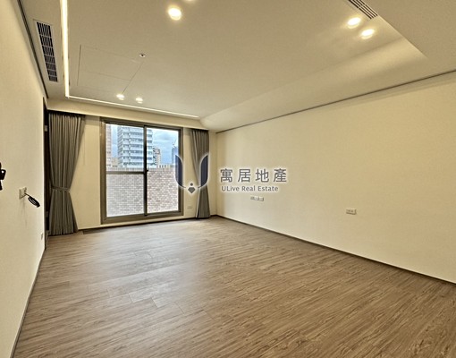 101新裝潢百坪朝南大戶3主臥可寵近捷運松菸大巨蛋 - Image 9
