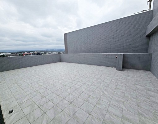 免仲介費後龍高鐵全新大三房平面車位附超大露臺 - Image 14