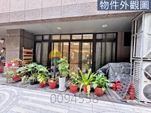 重新路四段捷運三重站450m遠..