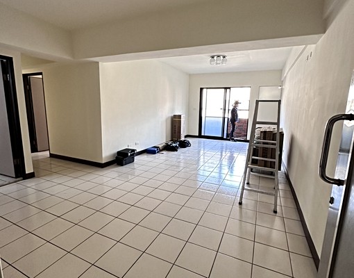 好室成家😍近台中市政府❤️三房兩廳三陽台💕全新冷氣窗廉 - Image 2