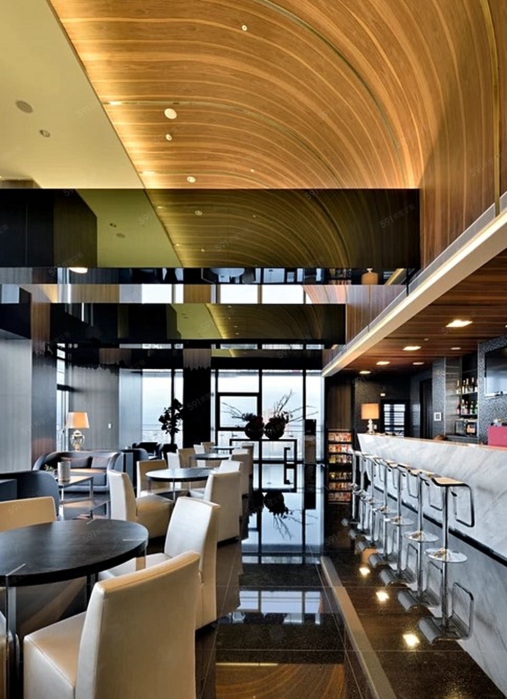 吳柔霏0932-648-584
頂樓咖啡廳