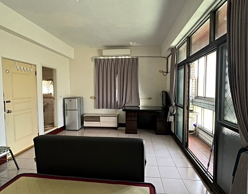 交通方便,近學區綠地,靜謐清幽! - Image 3