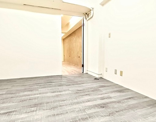 ***東區南紡商圈整新辦公空間~ - Image 2