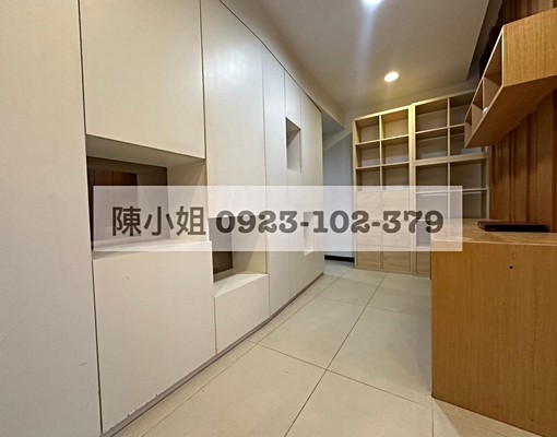 §東門商圈一層一戶.綠意靜巷美宅兩房 - Image 3