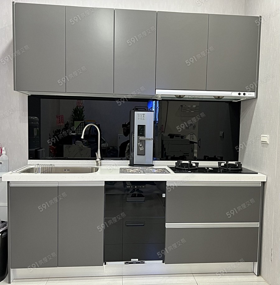 輕時尚3樣/實品屋