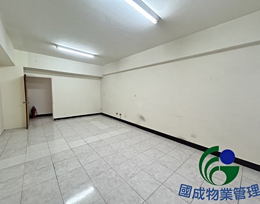 國成租屋-永康優選透天樓店 - Image 8