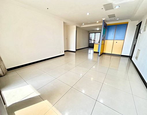 速速⚡️稀有四房釋出💎無限視野💎軍功商圈🉑租補戶籍 - Image 5