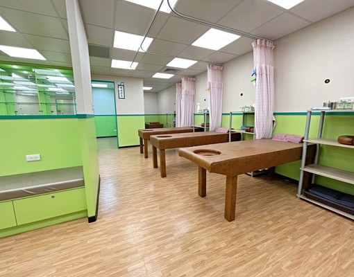 【MRT中和站】超醒目黃金二樓店面 - Image 5