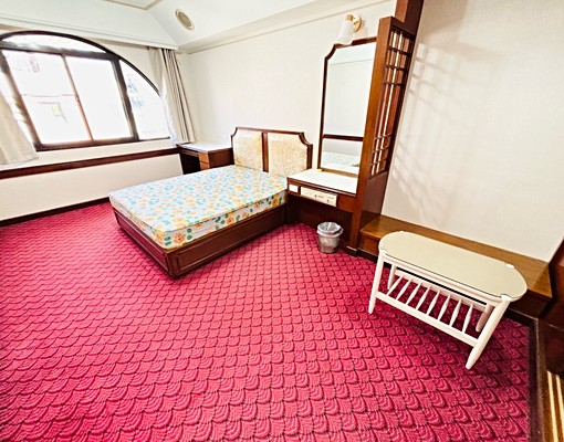 松江南京★補助洽★警衛★垃圾代收★電梯採光★含水電 - Image 1