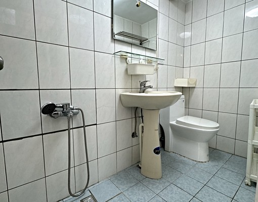 美裝潢、獨立大套房、設備齊全 - Image 6