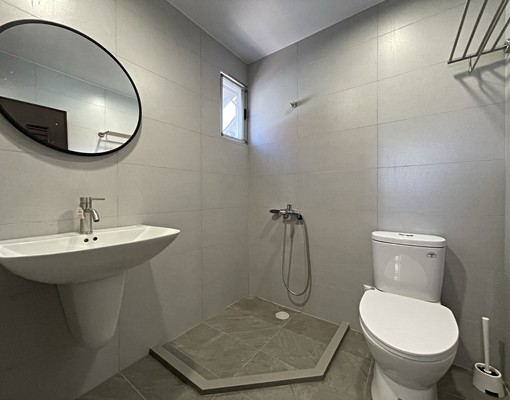 拎包入住！安平市政府設計陽台小豪宅套房 - Image 4