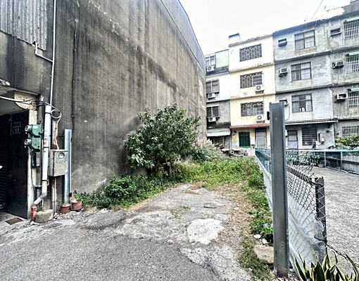 專任🌞住宅用地~面寬4.9米香山牛埔大庄建地